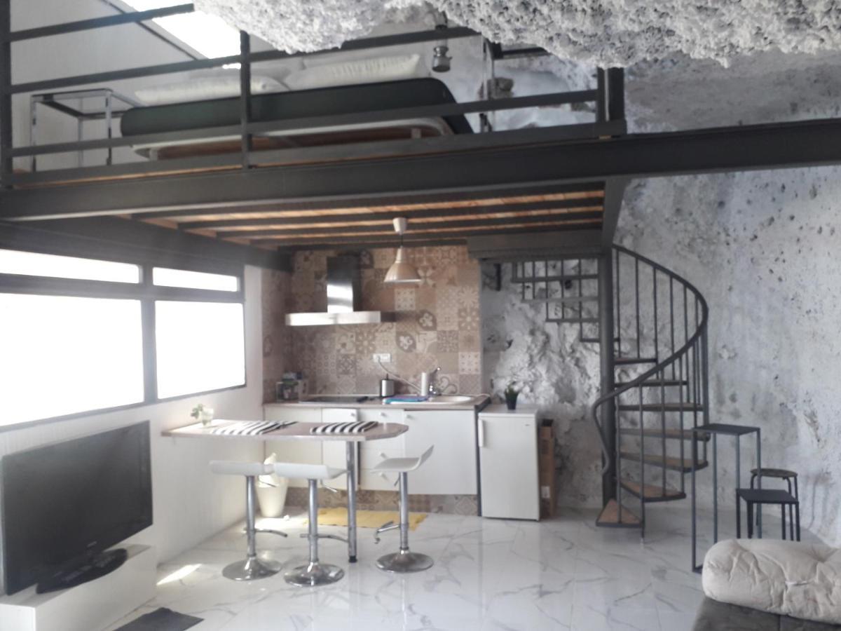 Cueva Rural " Old London " With Jacuzzi And Swimming Pool Vila Santa Cruz de Tenerife Exterior foto